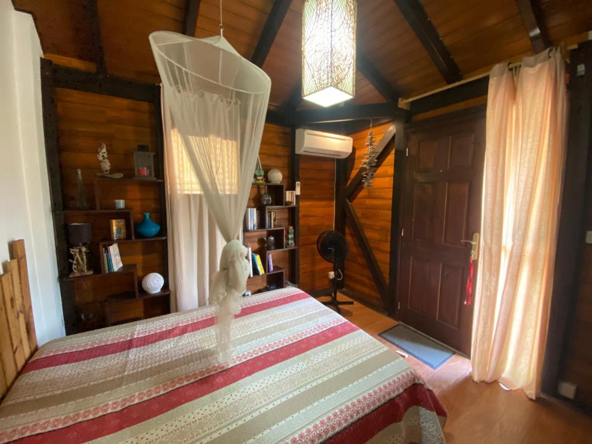 Bed and Breakfast La Baie du Bonheur Deshaies Exterior foto