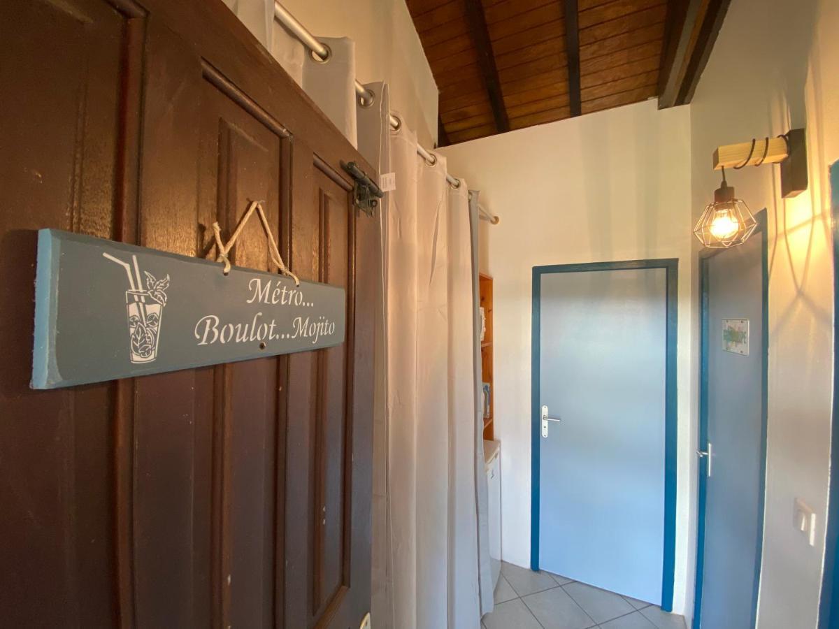 Bed and Breakfast La Baie du Bonheur Deshaies Exterior foto